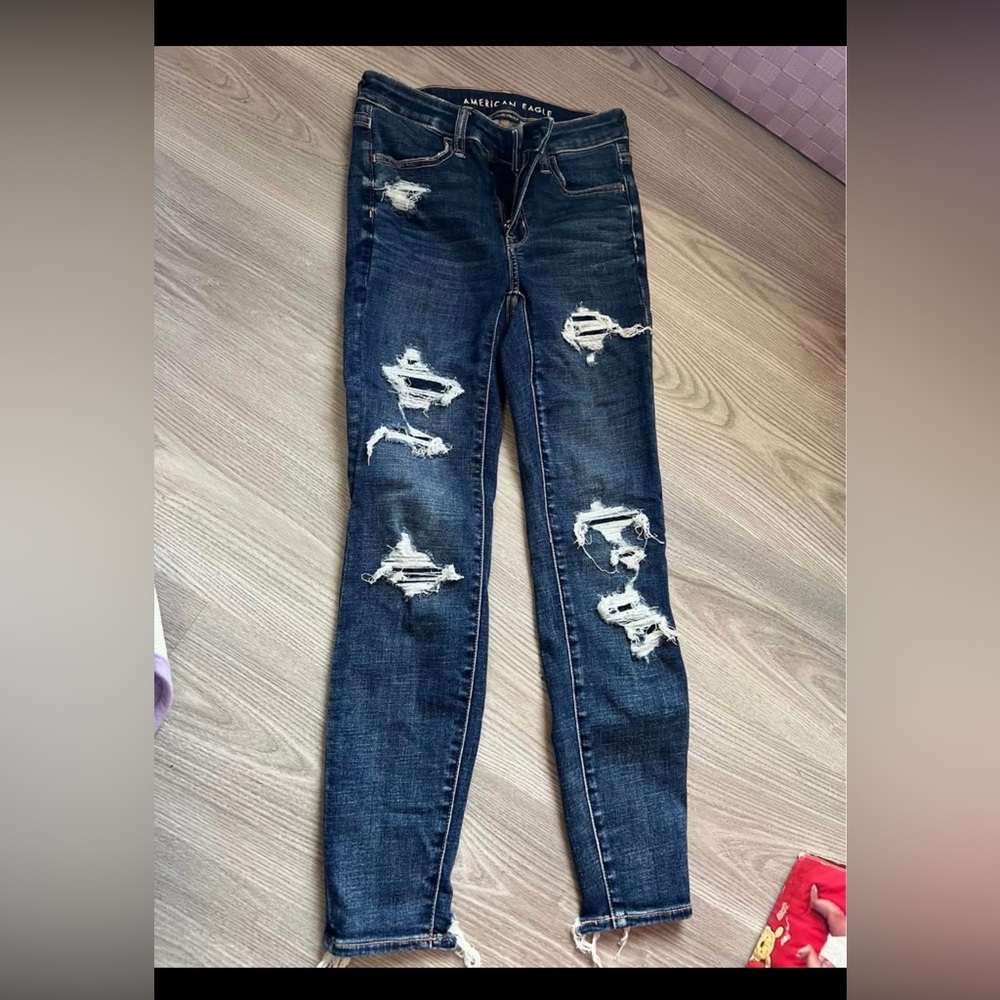 American Eagle Jeans - size 2 (brand new, never worn)